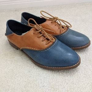 Colour block leather oxfords